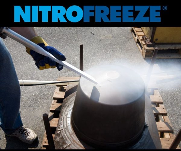 Dry Ice Blasting – Dry ice removing mold release and EPBM rubber build up from steel mold