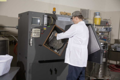 Medical Device Deburring for PEEK Implants