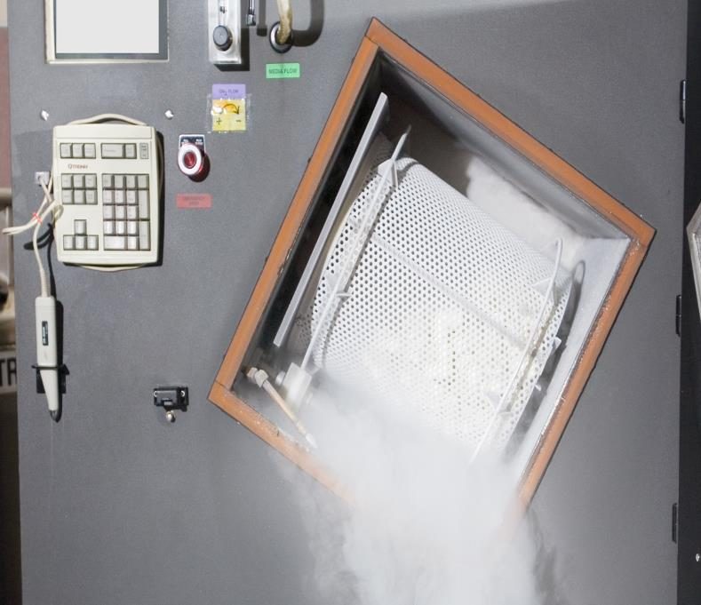 Cryogenic processing chamber with nitrogen vapor during recipe development at Nitrofreeze